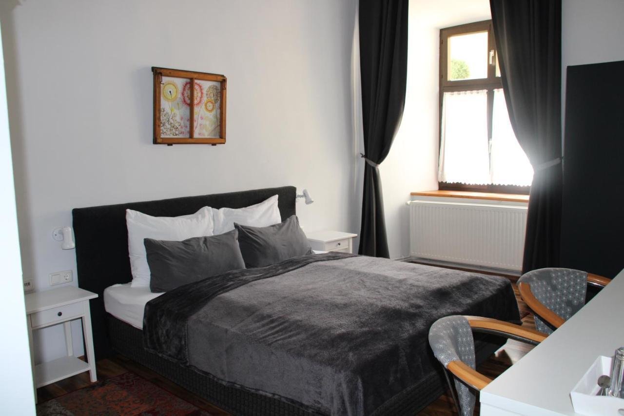 Hotel Im Stift Neuberg Neuberg an der Muerz ภายนอก รูปภาพ