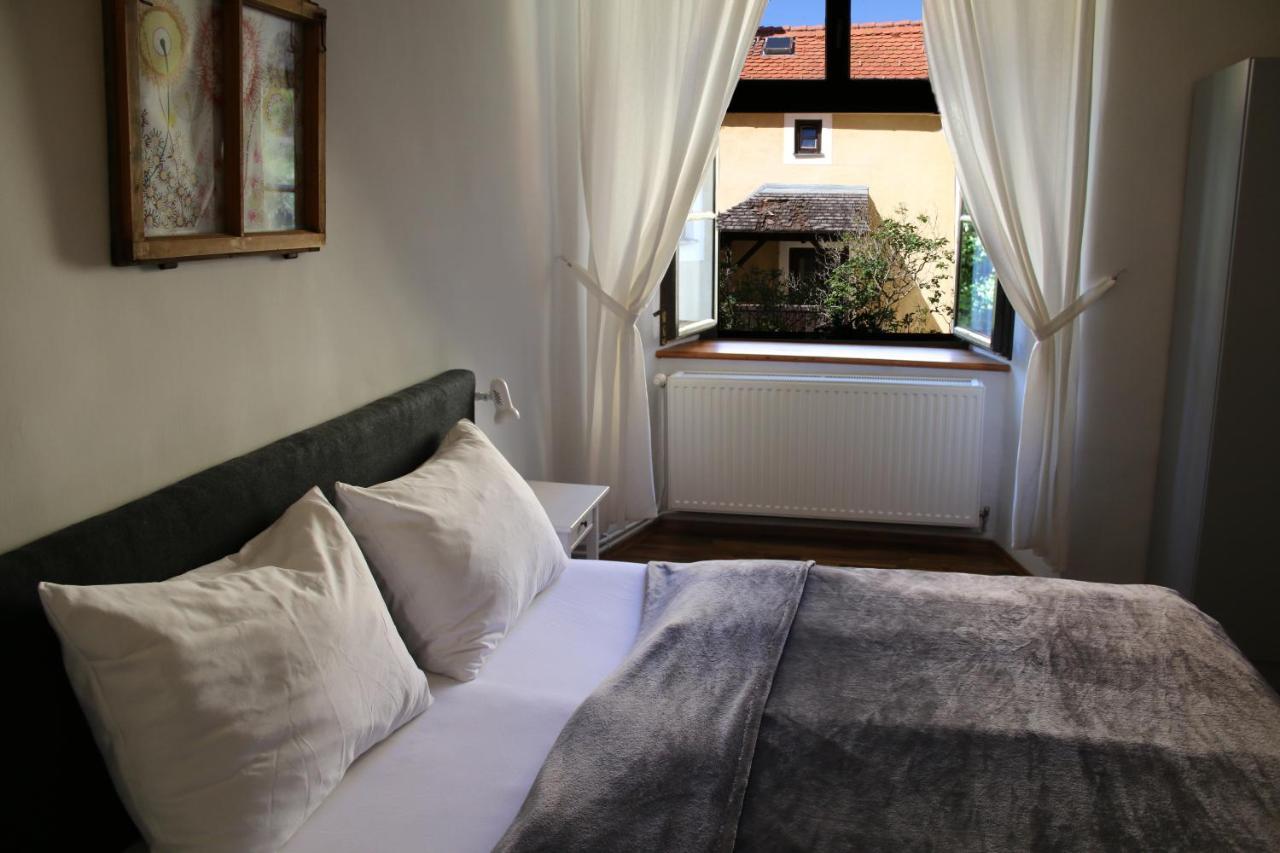 Hotel Im Stift Neuberg Neuberg an der Muerz ภายนอก รูปภาพ