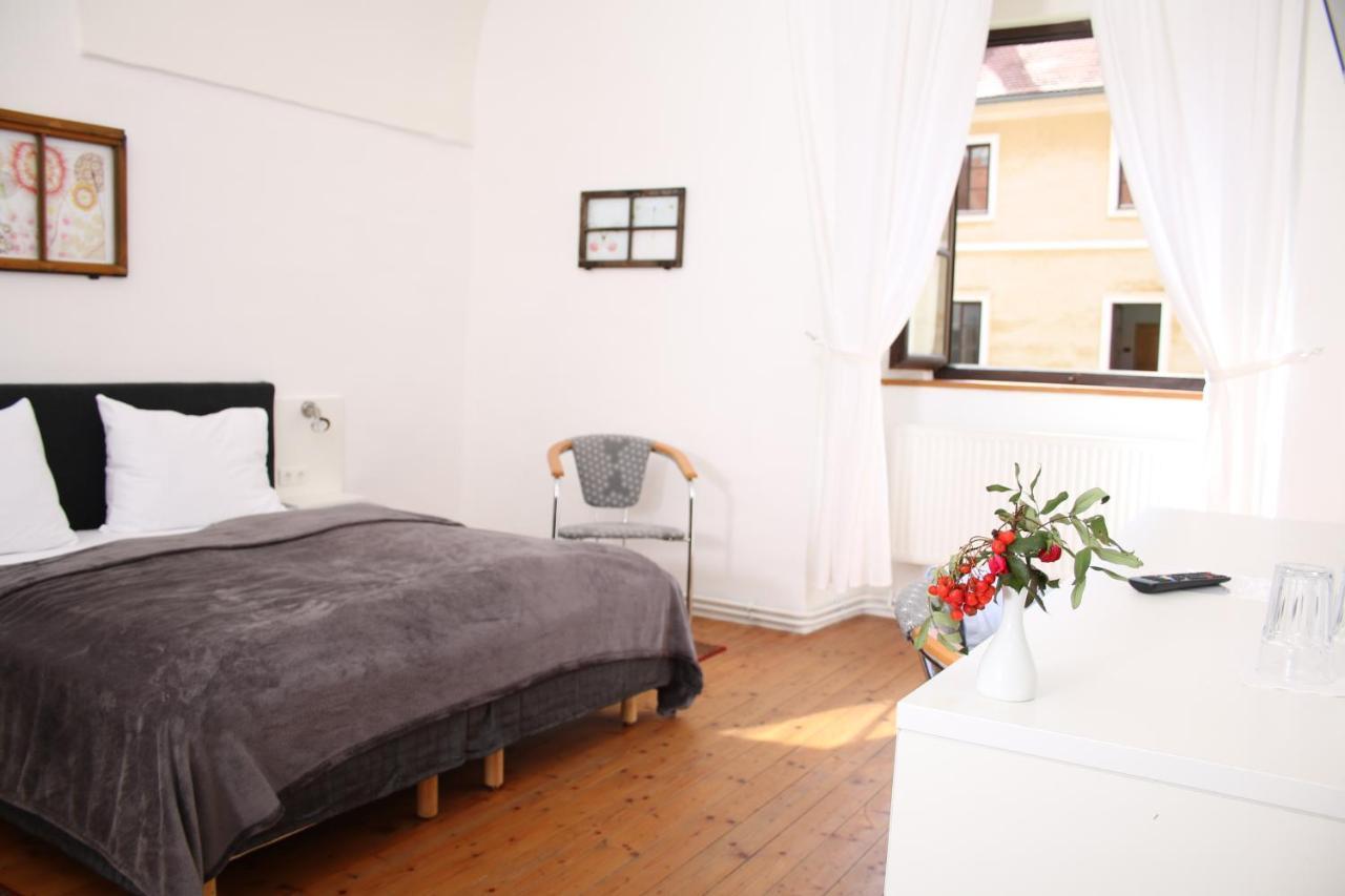 Hotel Im Stift Neuberg Neuberg an der Muerz ภายนอก รูปภาพ