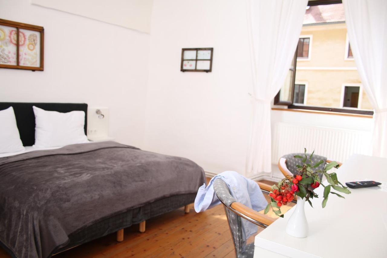 Hotel Im Stift Neuberg Neuberg an der Muerz ภายนอก รูปภาพ