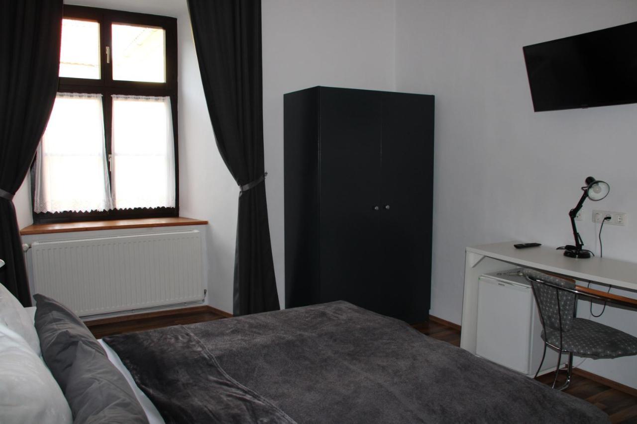 Hotel Im Stift Neuberg Neuberg an der Muerz ภายนอก รูปภาพ