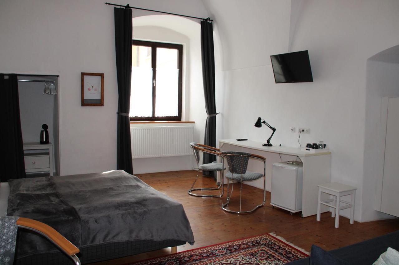 Hotel Im Stift Neuberg Neuberg an der Muerz ภายนอก รูปภาพ