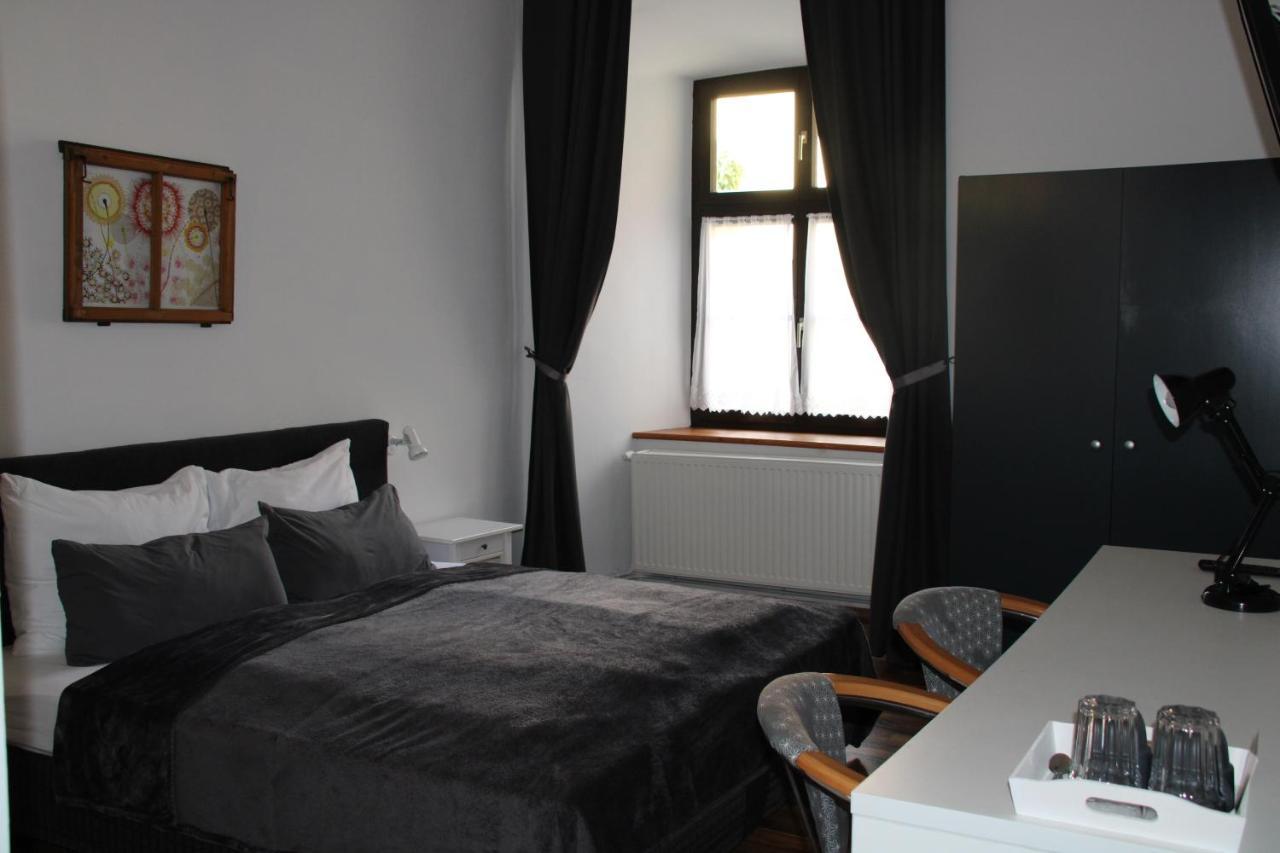 Hotel Im Stift Neuberg Neuberg an der Muerz ภายนอก รูปภาพ