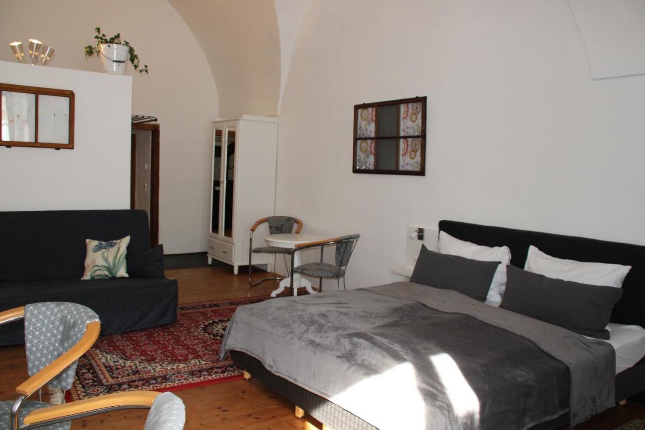 Hotel Im Stift Neuberg Neuberg an der Muerz ภายนอก รูปภาพ